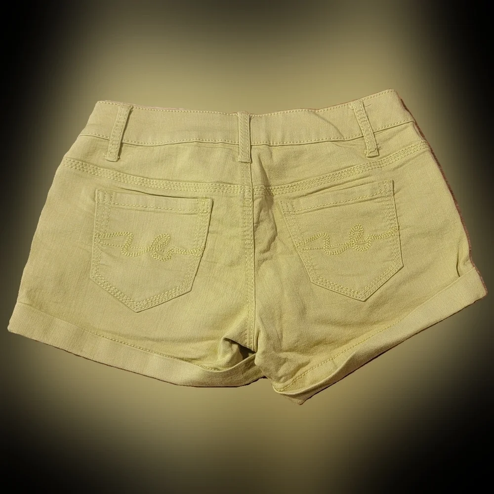 Like new, Bebe lime green shorts, Size 28